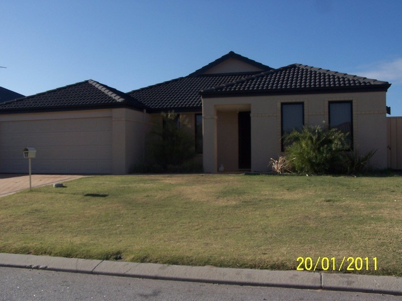 17 Knutsford Crescent, Port Kennedy WA 6172