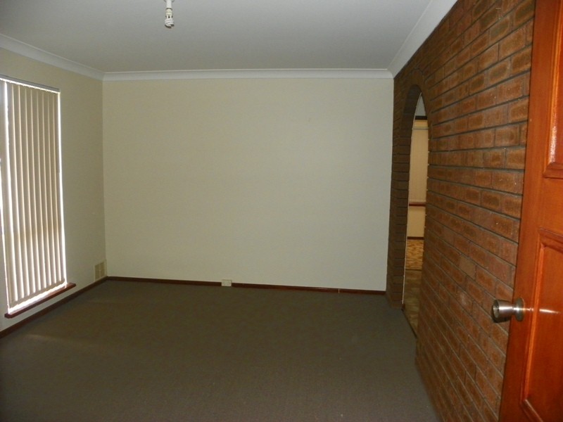 28B  Biscayne Street, Safety Bay WA 6169