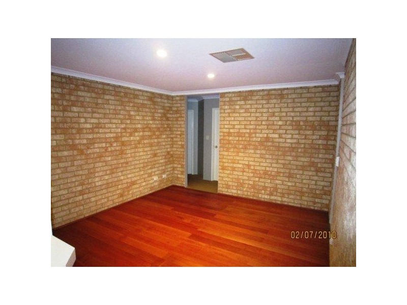 1  Durban Place, Warnbro WA 6169