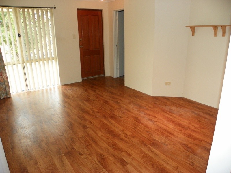 27  Nightingale Way, Warnbro WA 6169