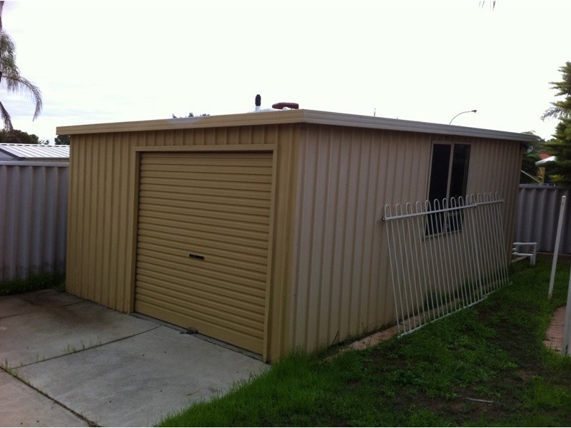 14 Hillview Rise, Cooloongup WA 6168