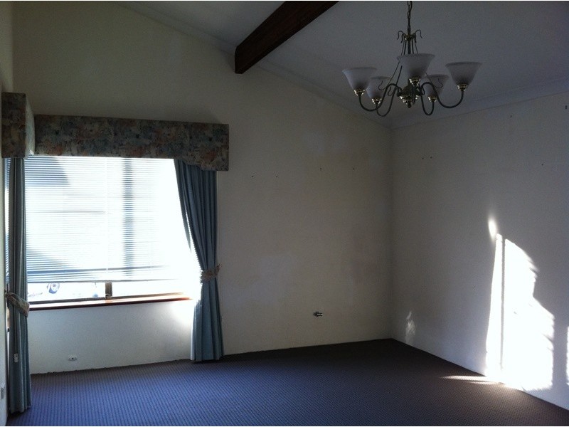 147 Milina Street, Hillman WA 6168