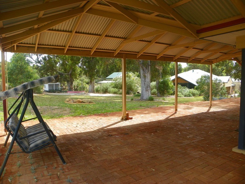 8  Boothman Mews, Golden Bay WA 6174