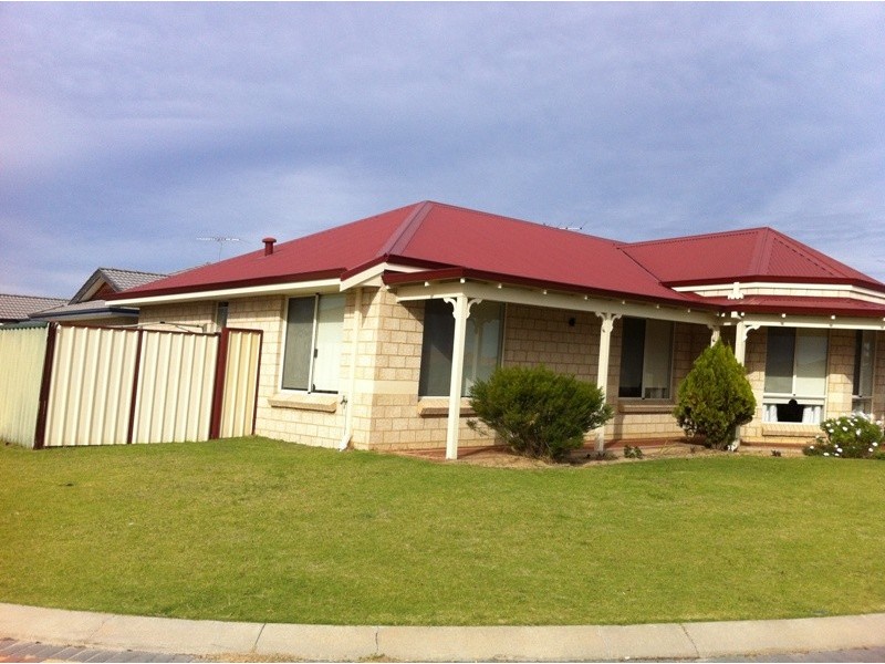 11 Bordeaux Ramble, Port Kennedy WA 6172