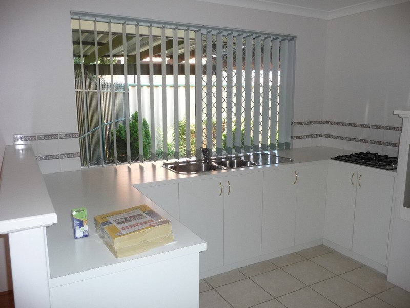 20 Jean Pierre Drive, Port Kennedy WA 6172