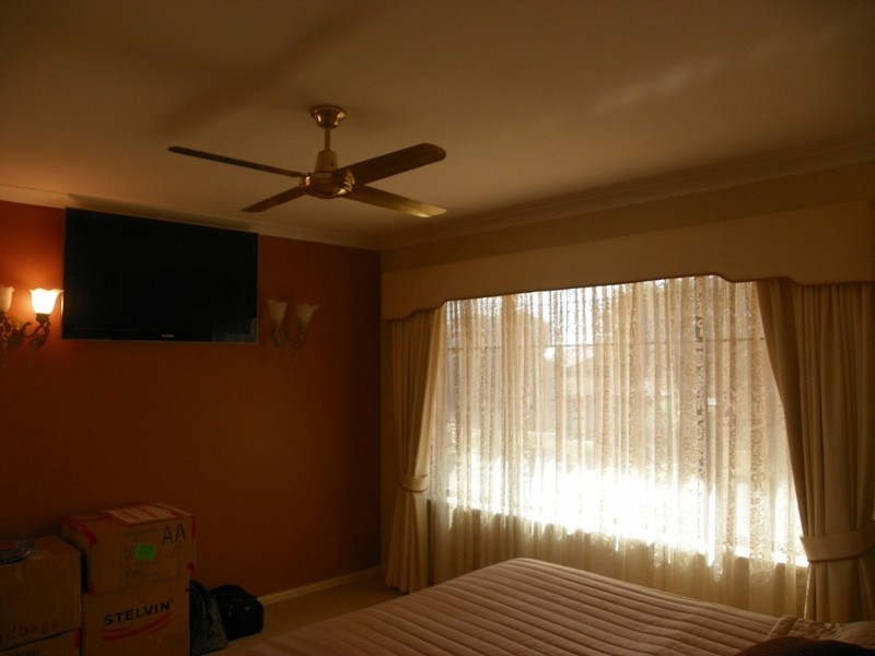 15 Carmargue Green, Secret Harbour WA 6173