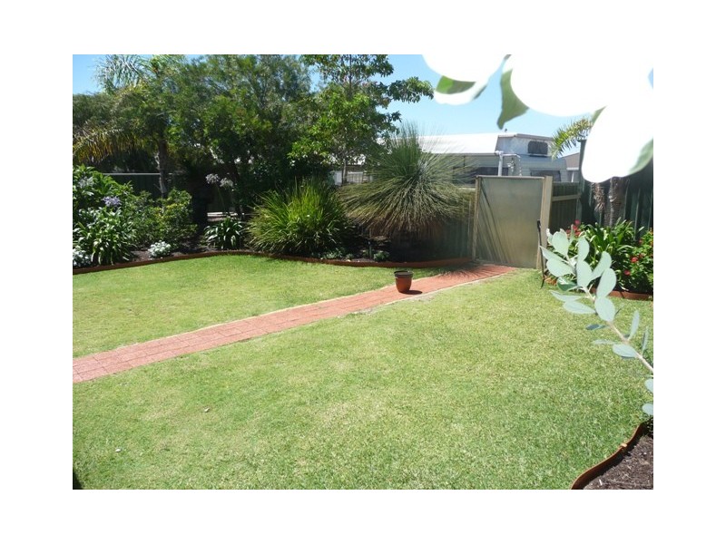 71 Endeavour Drive, Port Kennedy WA 6172