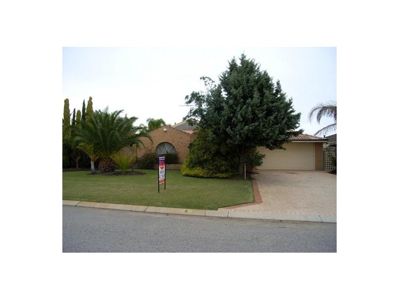 5 St Clair Place, Cooloongup WA 6168