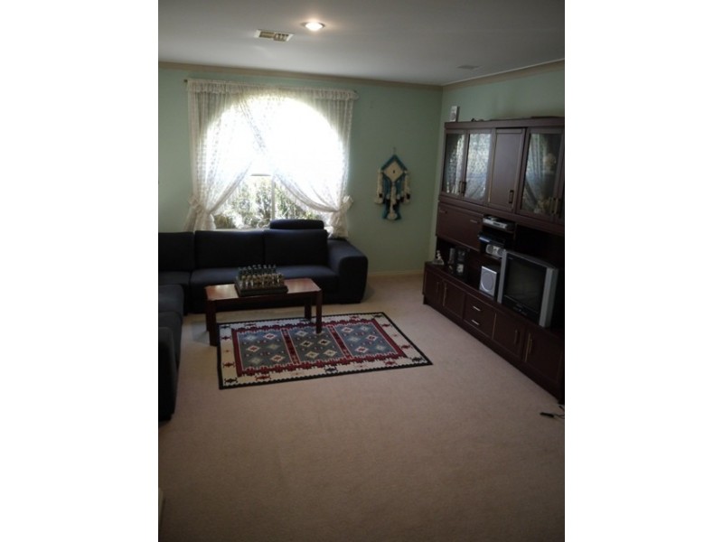 5 St Clair Place, Cooloongup WA 6168