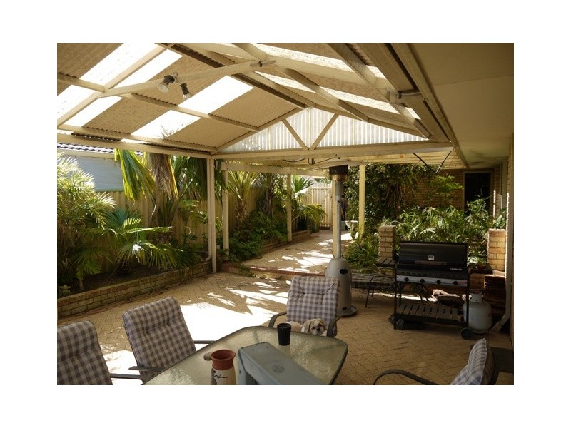 5 St Clair Place, Cooloongup WA 6168