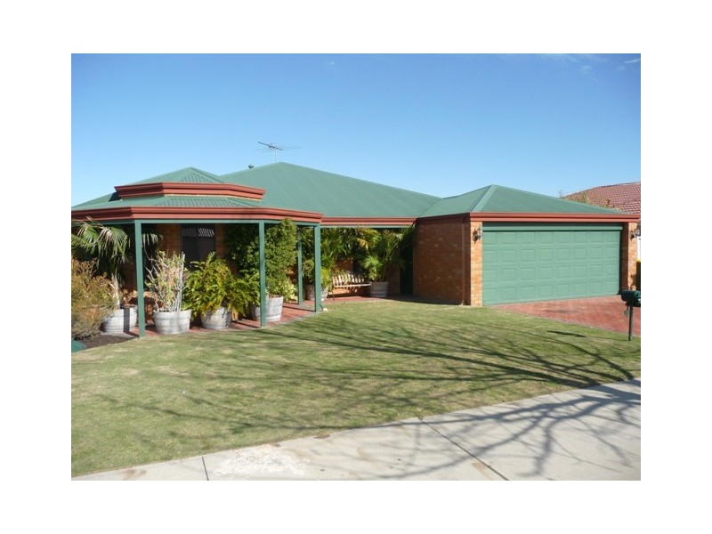 62 San Sebastian Boulevard, Port Kennedy WA 6172