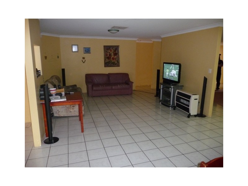 22 Menora Loop, Warnbro WA 6169