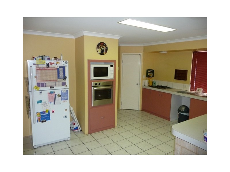 22 Menora Loop, Warnbro WA 6169