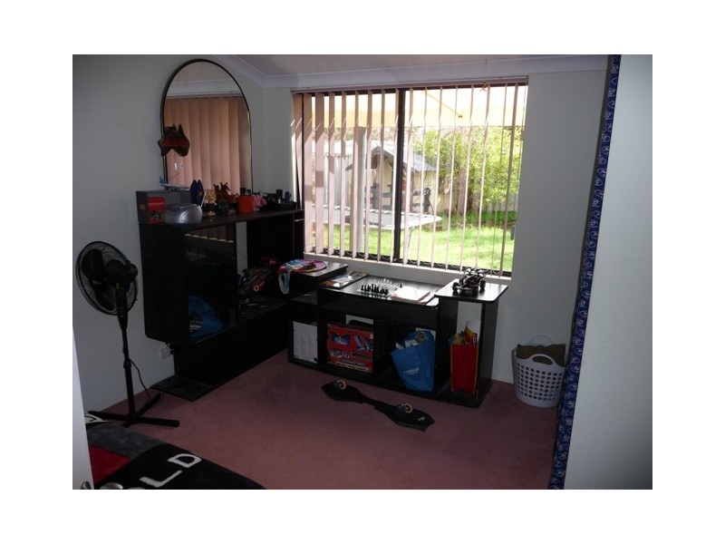 22 Menora Loop, Warnbro WA 6169