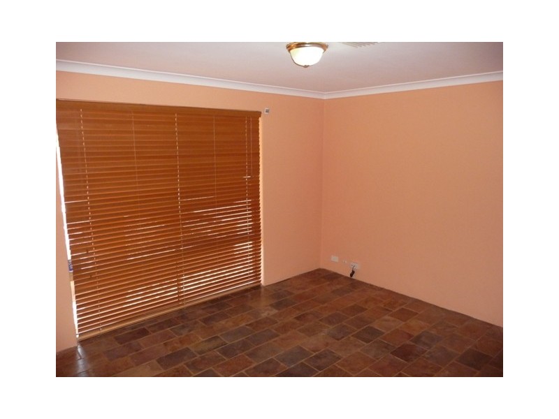 7 Salter Place, Parmelia WA 6167