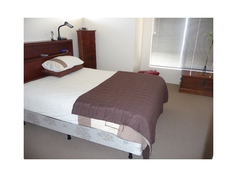 123  Warner Road, Parmelia WA 6167