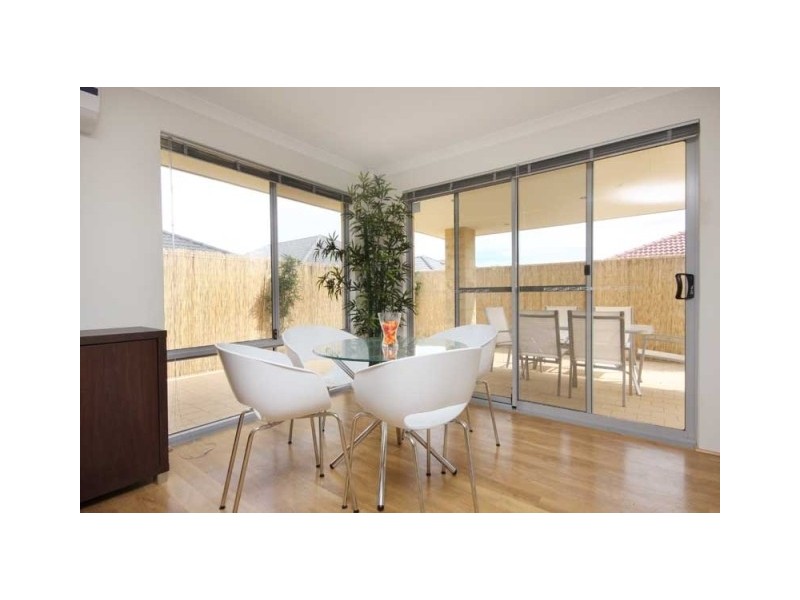 7 Lavinia Crescent, Secret Harbour WA 6173