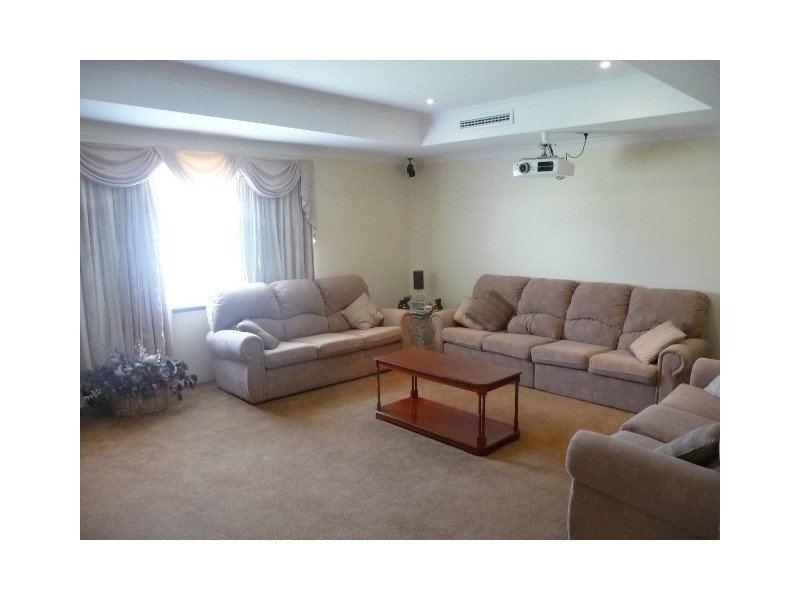 20 Barcelona Grange, Port Kennedy WA 6172