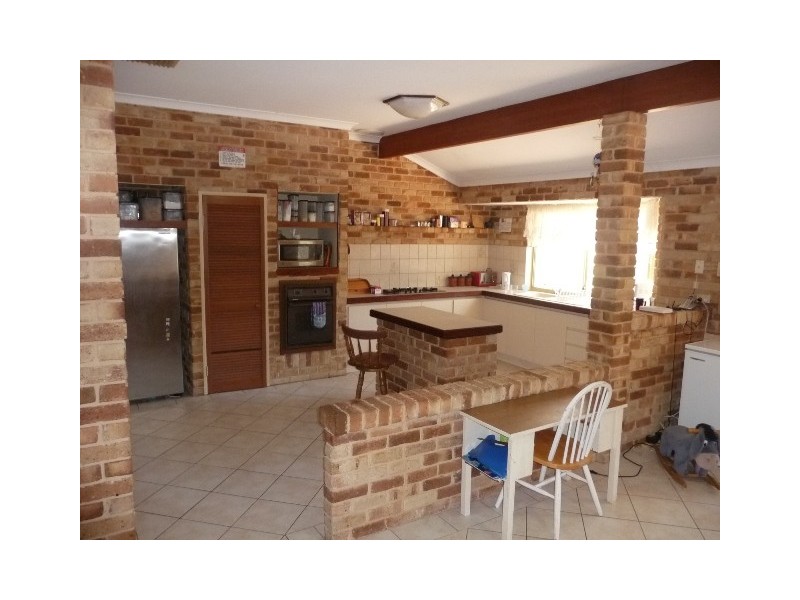 18 Shipwright Avenue, Wellard WA 6170