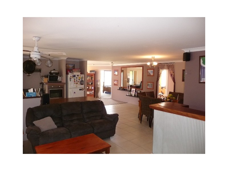 9 Raven Lane, Warnbro WA 6169