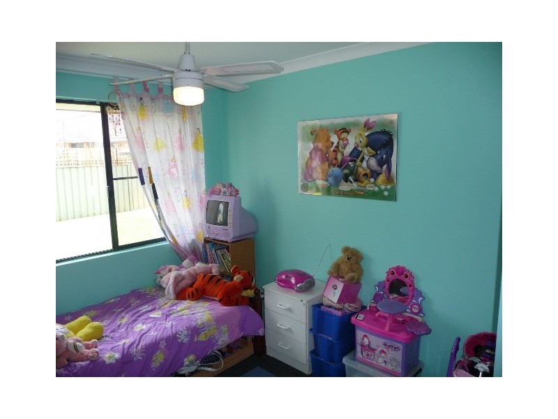 9 Raven Lane, Warnbro WA 6169