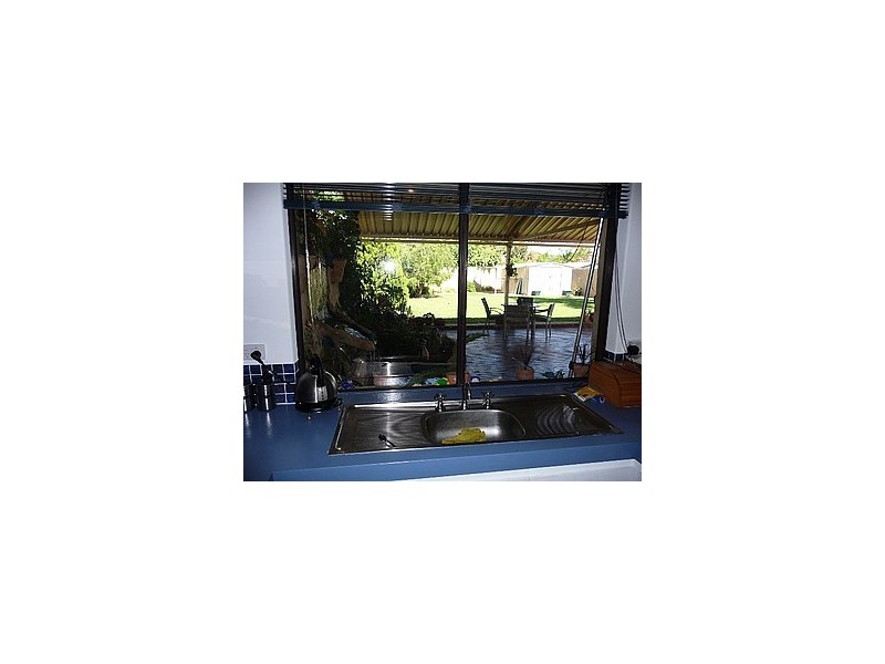 21B Rotohine Place, Cooloongup WA 6168