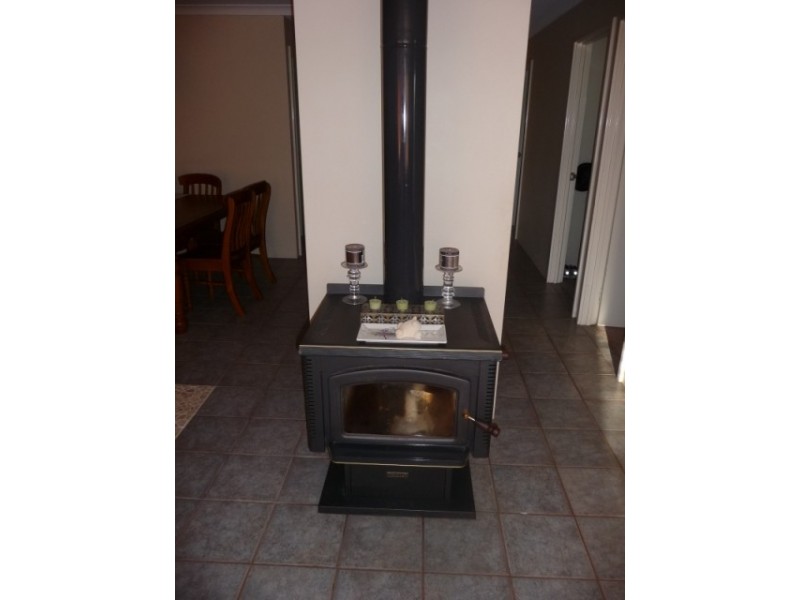 6 Raven Lane, Warnbro WA 6169