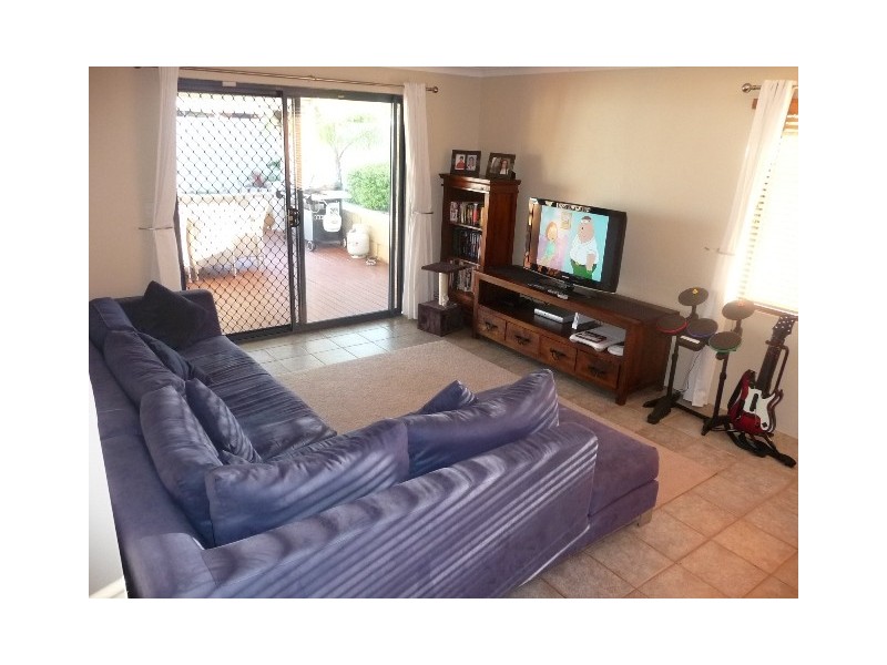 6 Raven Lane, Warnbro WA 6169