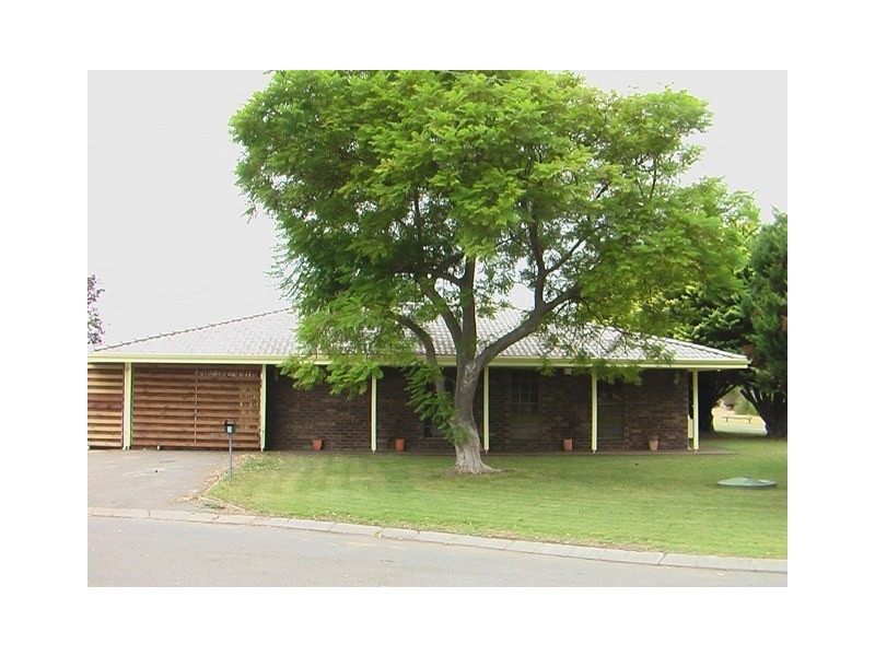 2 Migo Place, Rockingham WA 6168