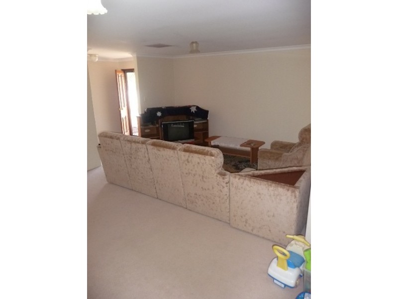 11 Manila Place, Warnbro WA 6169