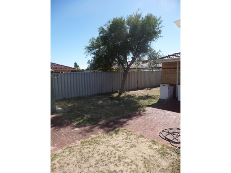 11 Manila Place, Warnbro WA 6169