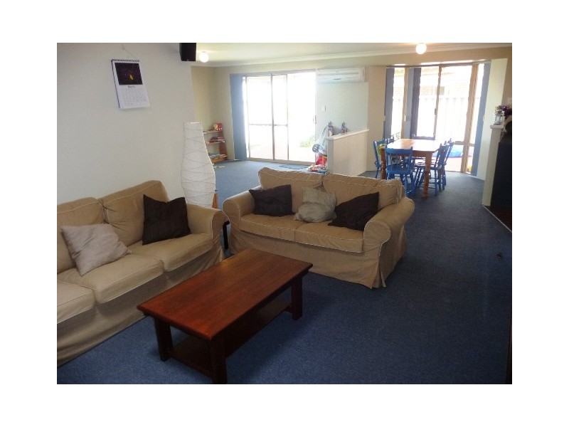 2 Burgos Lane, Port Kennedy WA 6172