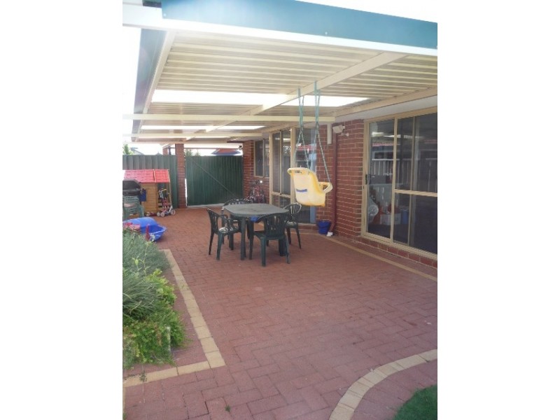 2 Burgos Lane, Port Kennedy WA 6172