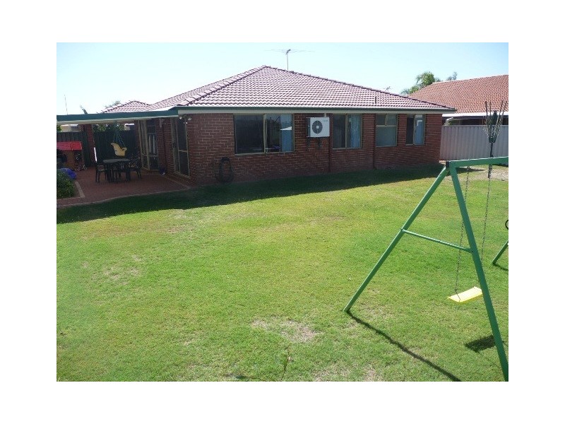 2 Burgos Lane, Port Kennedy WA 6172