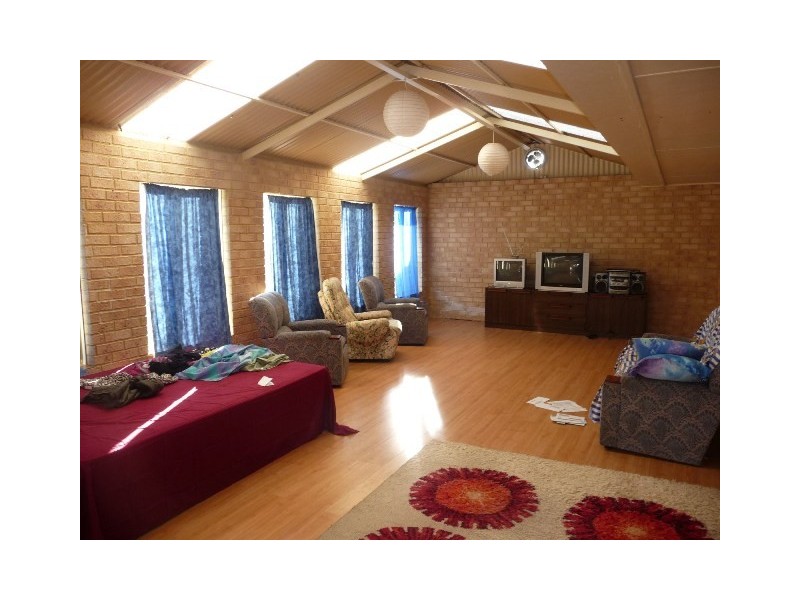 10 Delwood Court, Port Kennedy WA 6172