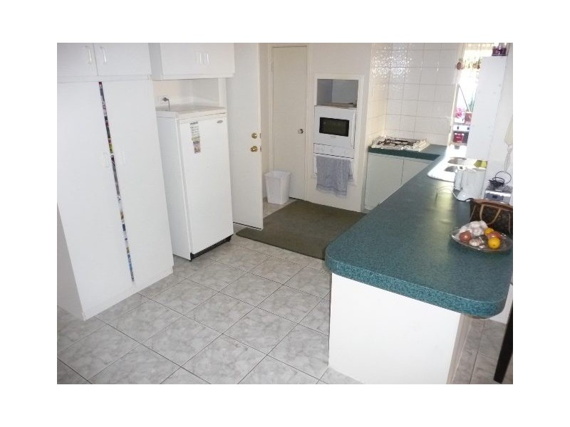 10 Delwood Court, Port Kennedy WA 6172