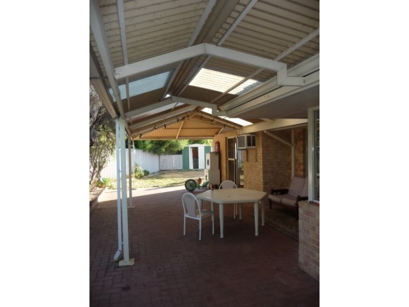 10 Delwood Court, Port Kennedy WA 6172