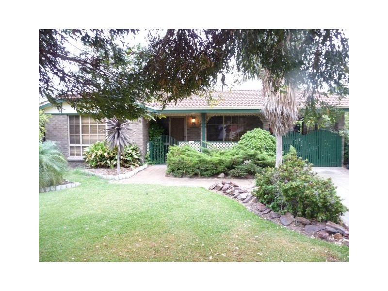 15 Strelley Road, Golden Bay WA 6174