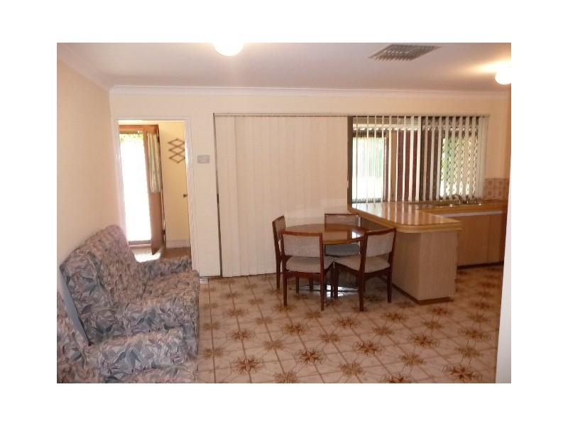 32 Kingston Way, Safety Bay WA 6169