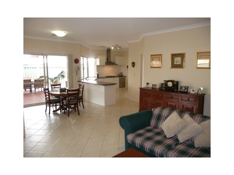 5 Ashland Crescent, Port Kennedy WA 6172