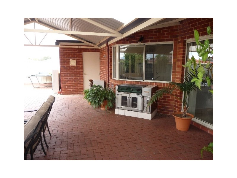 5 Ashland Crescent, Port Kennedy WA 6172