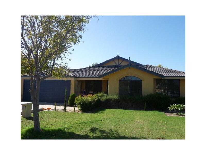 21 Alora Drive, Port Kennedy WA 6172