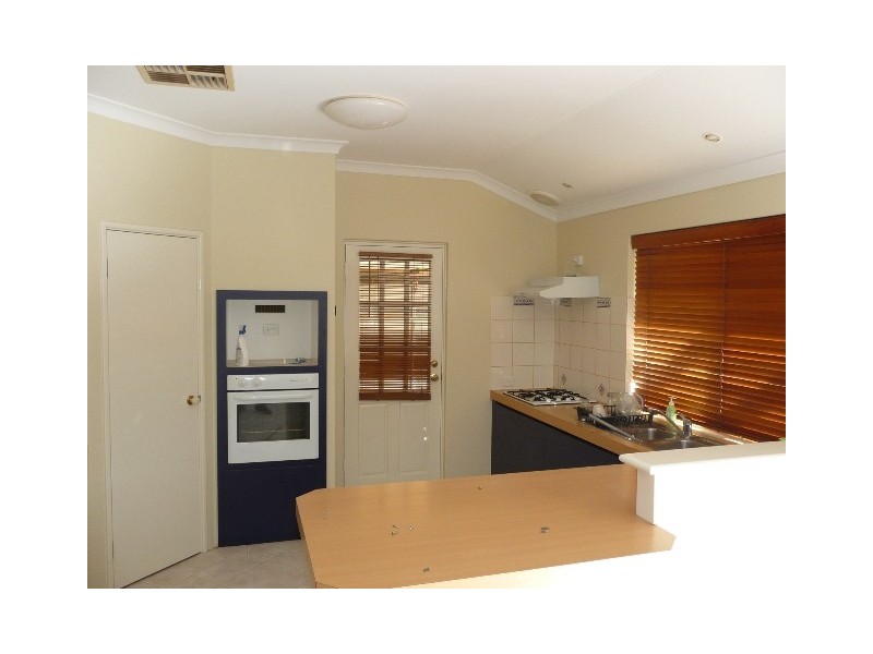 21 Alora Drive, Port Kennedy WA 6172