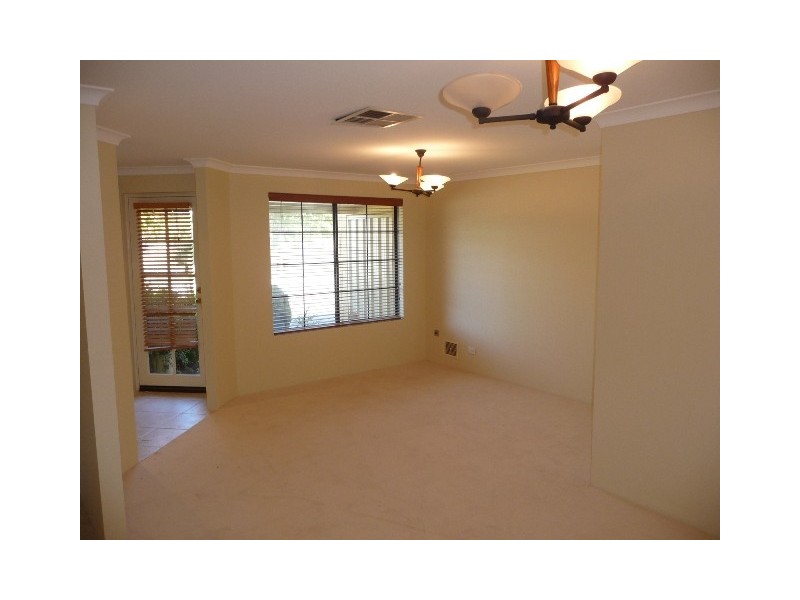 21 Alora Drive, Port Kennedy WA 6172