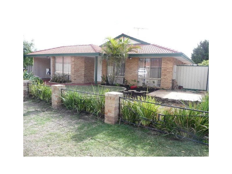 34 Roundhill Drive, Port Kennedy WA 6172