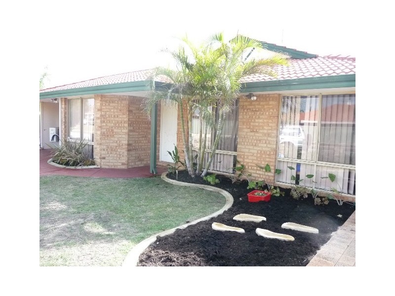 34 Roundhill Drive, Port Kennedy WA 6172