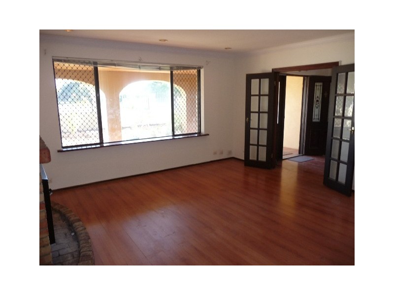 10 Charthouse Road, Safety Bay WA 6169