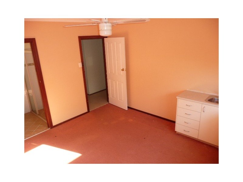 10 Charthouse Road, Safety Bay WA 6169