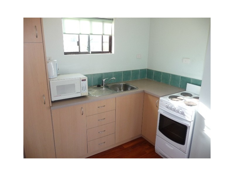 10 Charthouse Road, Safety Bay WA 6169