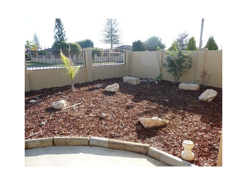 10 Charthouse Road, Safety Bay WA 6169